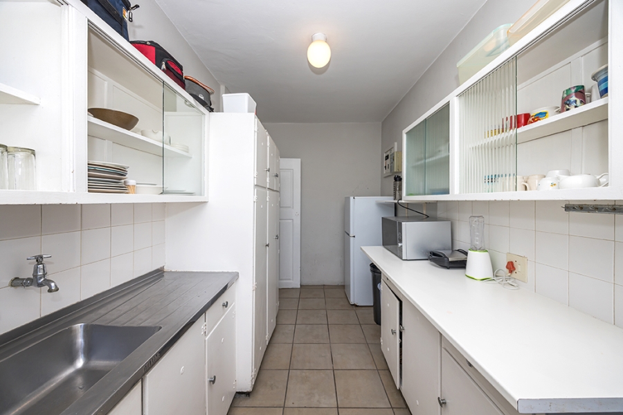 2 Bedroom Property for Sale in Kenilworth Western Cape